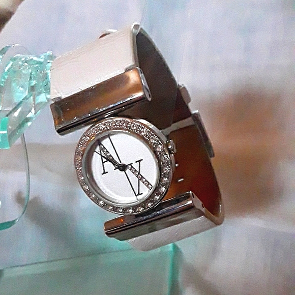 Armani NWOT Watch - Picture 1 of 8